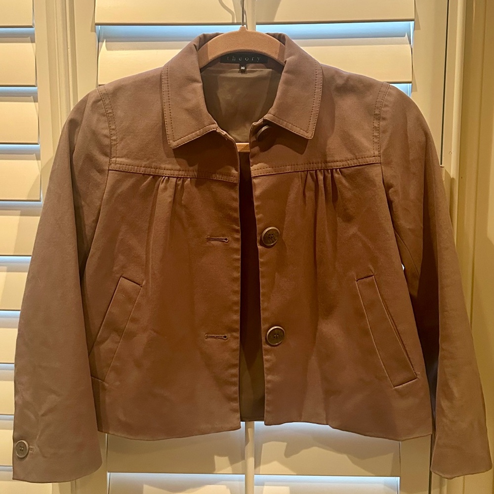 Swing crop blazer